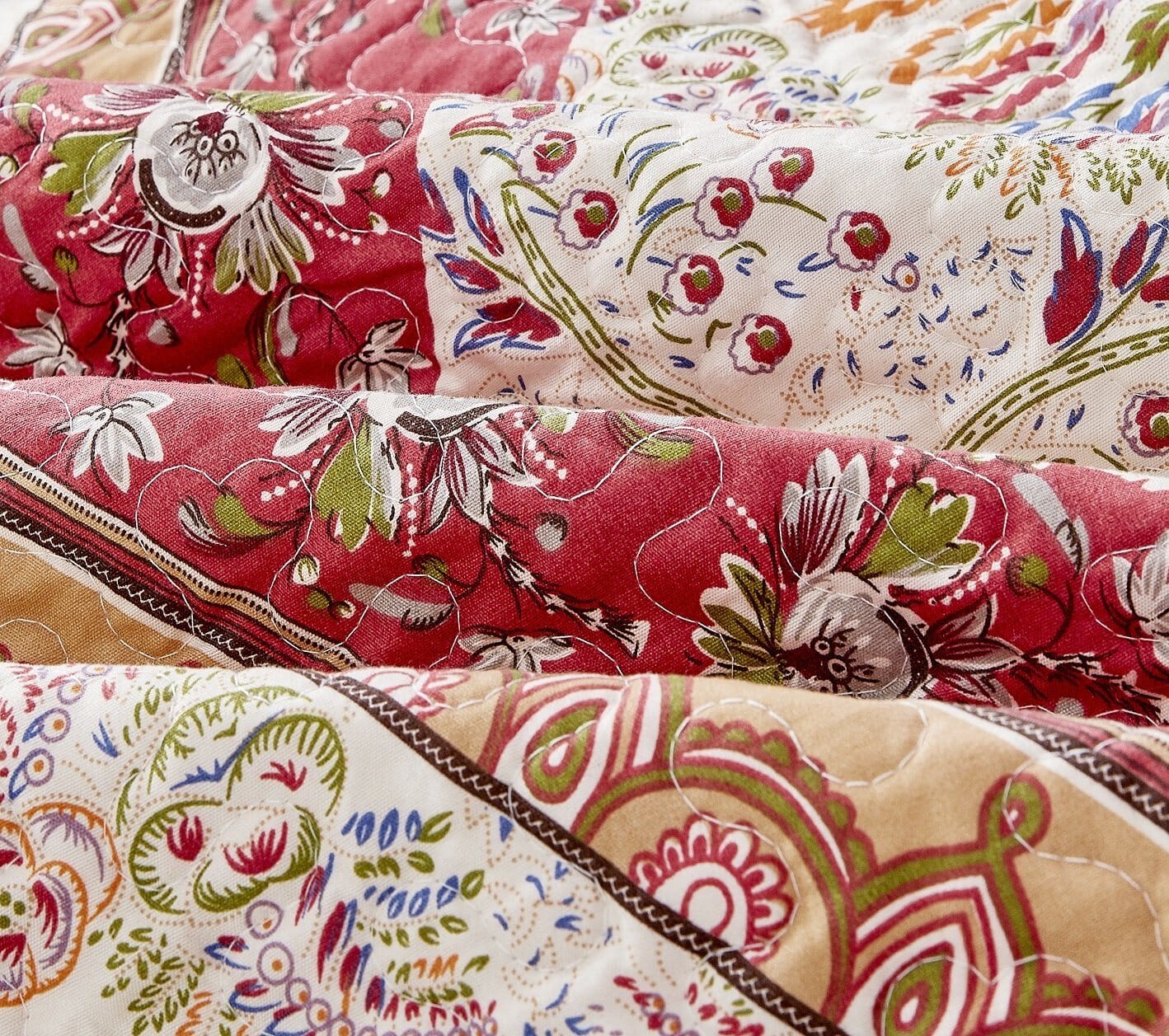 Cranberry sage Quilted Bedspread Set
