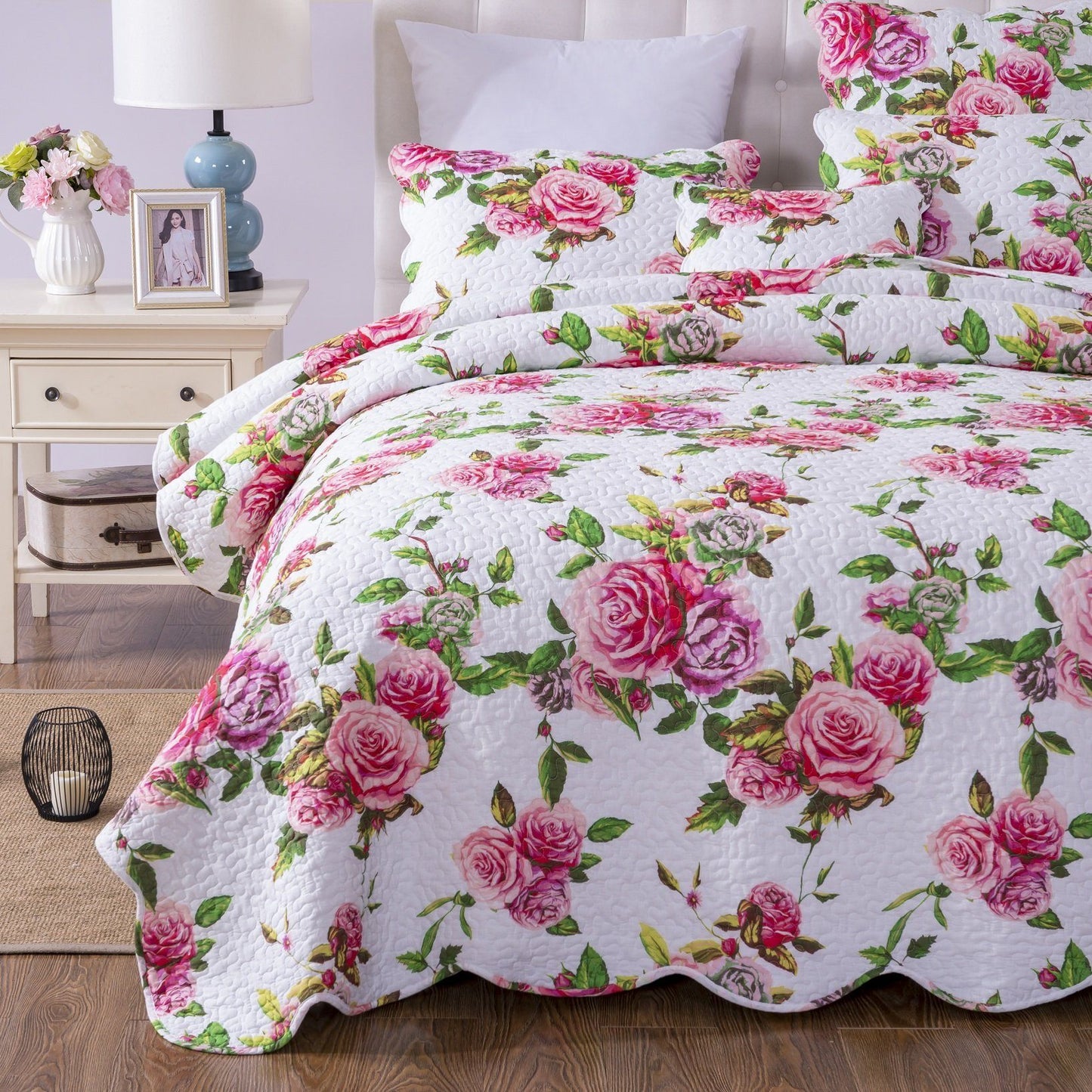 Pink Roses Floral Quilt Set