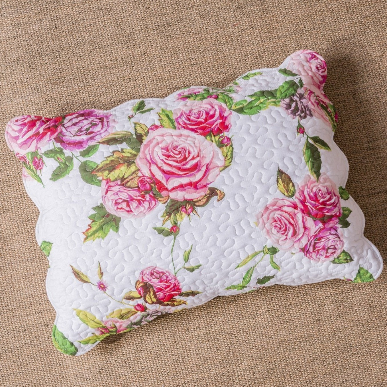 Pink Roses Floral Quilt Set