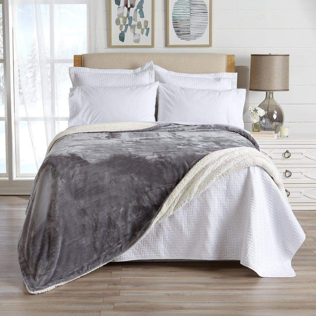 Velvet Plush Sherpa Luxury Blanket