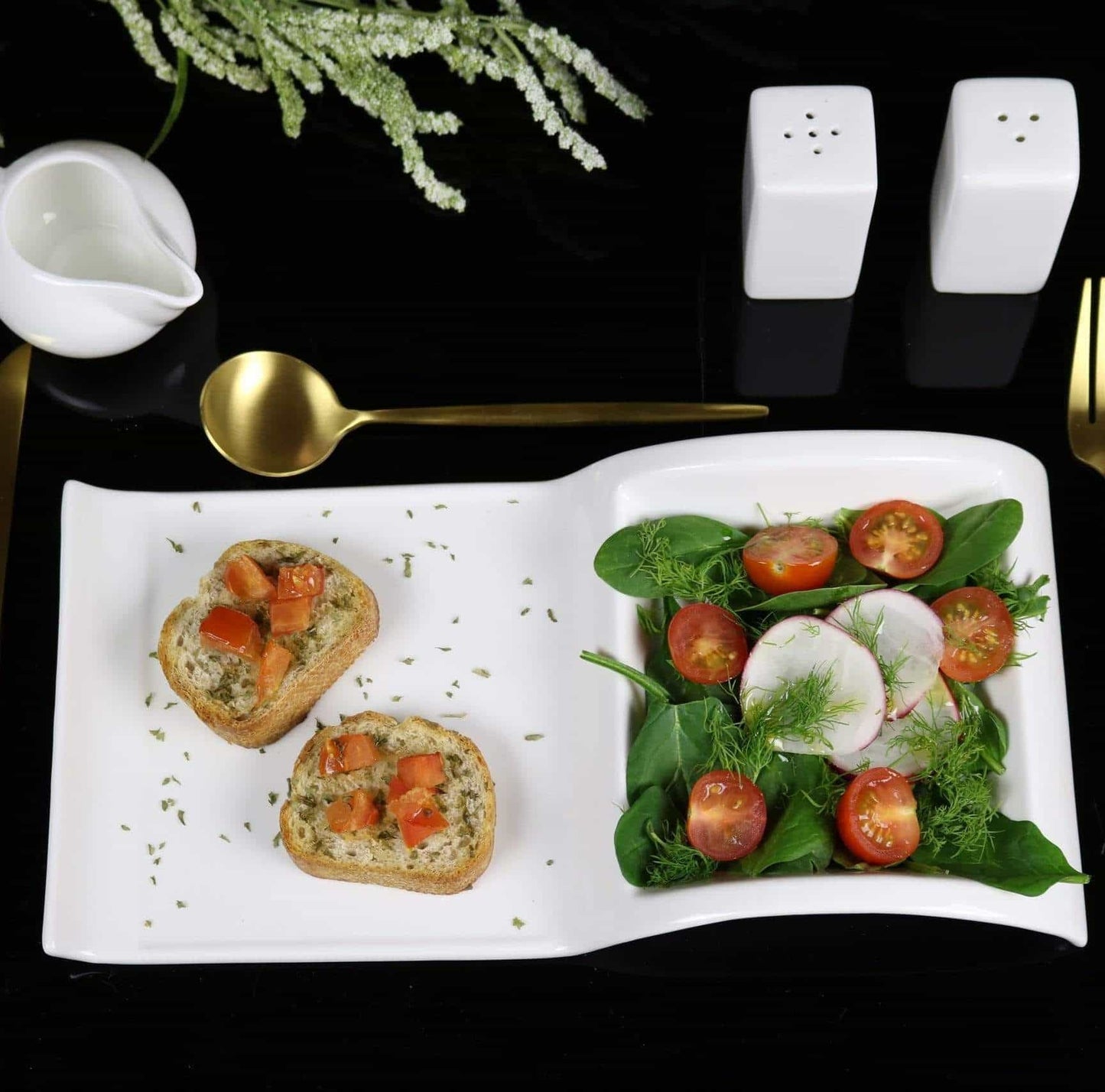 Sectional Salad Plate -4 Piece Set